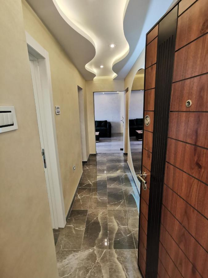 Brend New Luxurious Apartment In Downtown With Free Parking Novi Sad Exterior foto